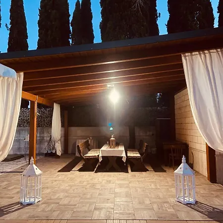 La Casa Di Carlo In Residenza Con Piscina Дом отдыха Кьеути